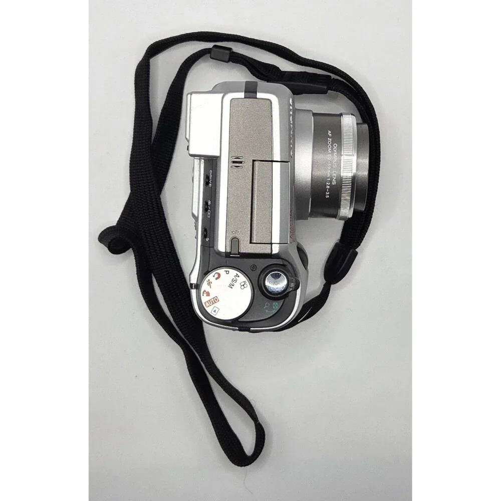 Olympus Camedia C-700 Ultra Zoom Vintage Digital Camera Bundle W/ Bag Lenses CCD